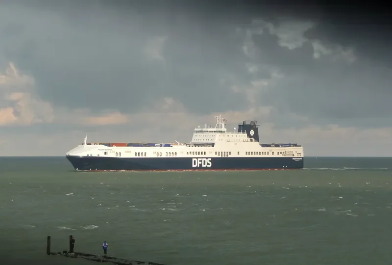 FREESIA SEAWAYS Ro-Ro IMO 9274848 photo 5