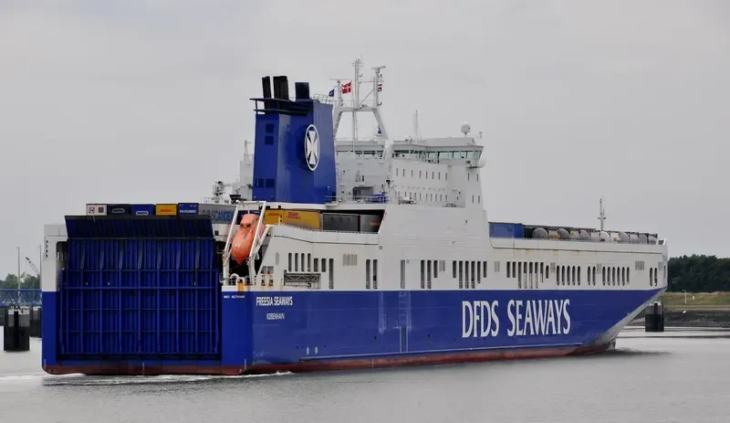 FREESIA SEAWAYS Ro-Ro IMO 9274848 photo 10