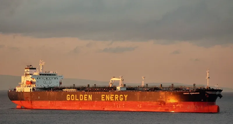 CONQUEROR Tanker IMO 9275660 photo 7