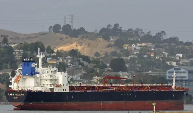 HELLAS Tanker IMO 9275725 photo 8