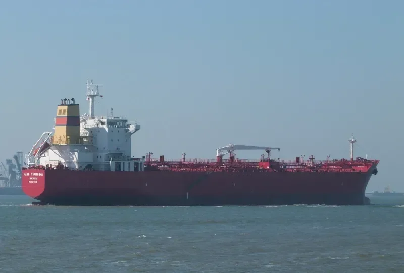 BORA Tanker IMO 9276004 photo 3