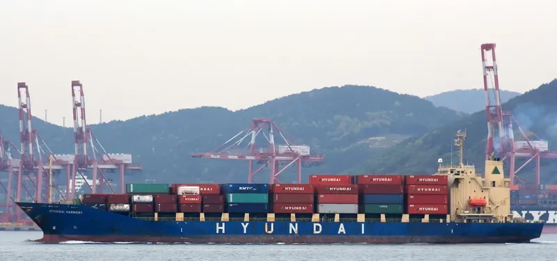HF SPIRIT Container Ship IMO 9276406 photo 5
