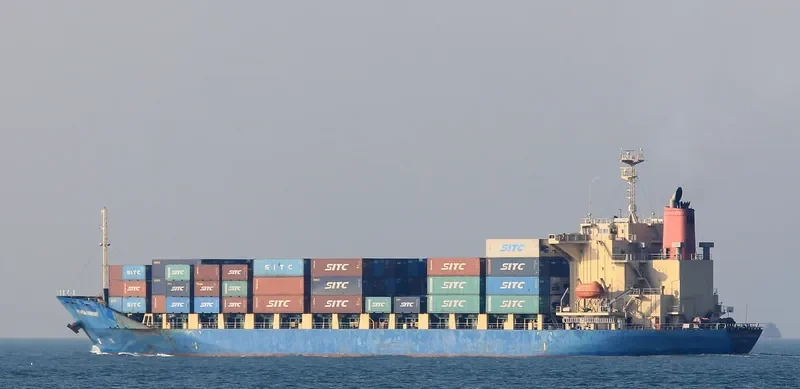 HF SPIRIT Container Ship IMO 9276406 photo 9