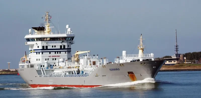 TERNVAG Tanker IMO 9277371 photo 5