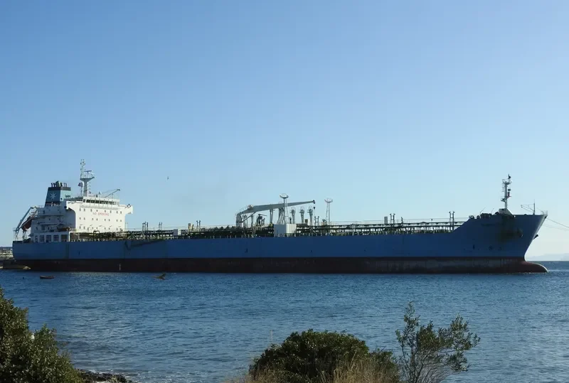 MAERSK PEARY Tanker IMO 9278492 photo 3