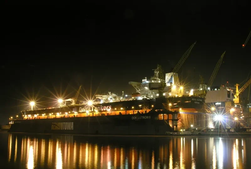 WIN SINO Tanker IMO 9278519 photo 9