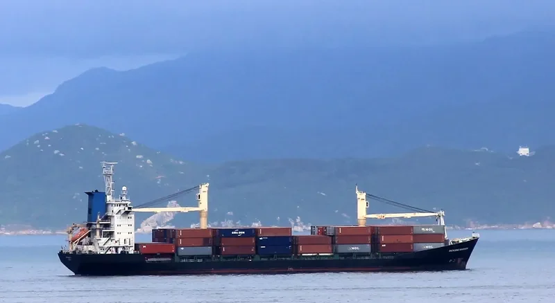 BIENDONG MARINER Container Ship IMO 9279214 photo 4