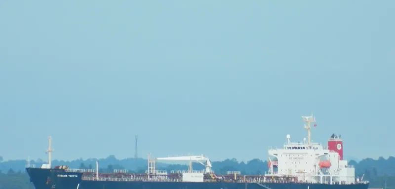KIRANA TRITYA Tanker IMO 9279678 photo 9