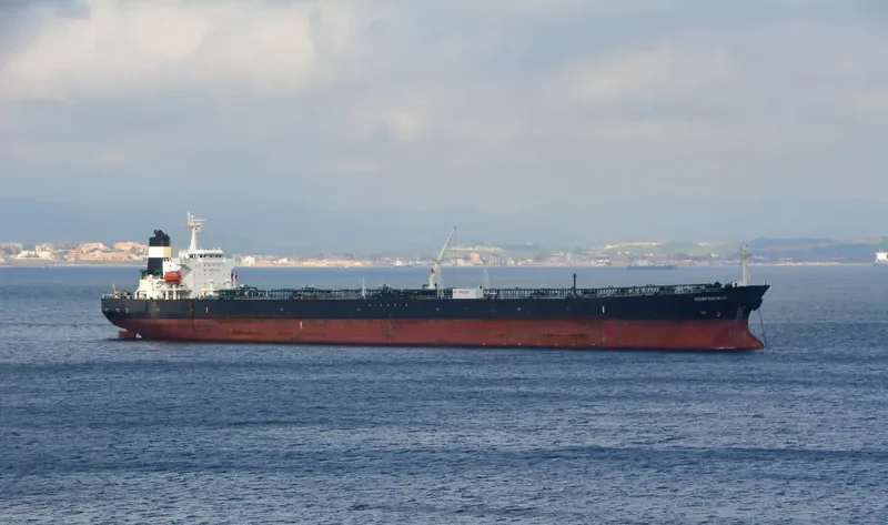 CONFIDENCE Tanker IMO 9280366 photo 6