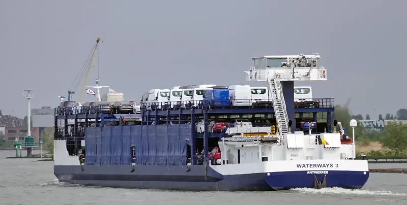 INQUEBRANTABLE Ro-Ro IMO 9280407 photo 8