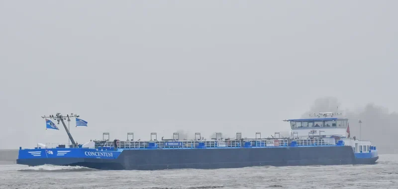 MOTIVATION Tanker IMO 9280926 photo 4