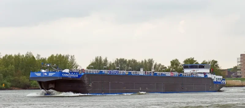 MOTIVATION Tanker IMO 9280926 photo 8