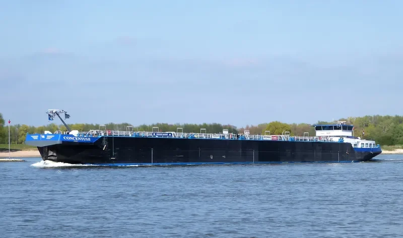 MOTIVATION Tanker IMO 9280926 photo 10
