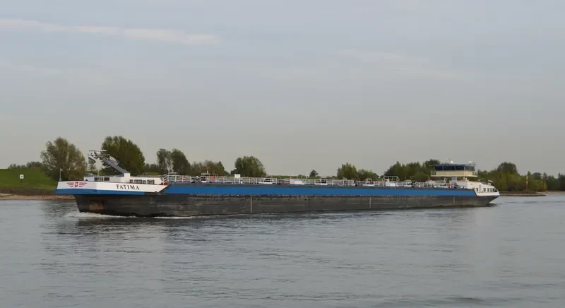 MONICA Tanker IMO 9280938 photo 4