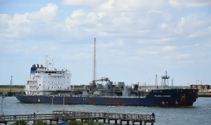 COMPANION Tanker IMO 9282625 photo 8