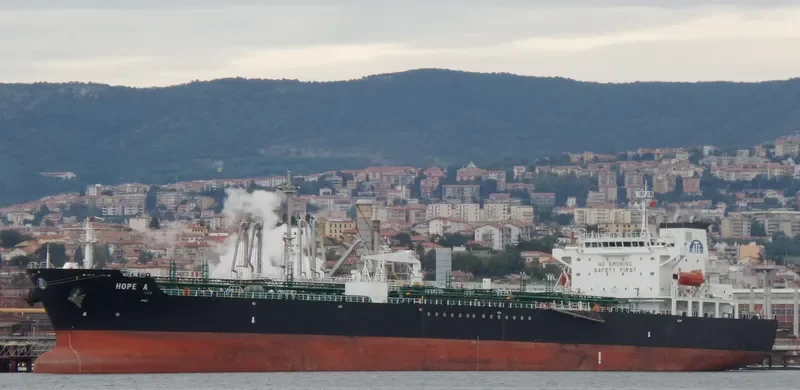 HOPE A Tanker IMO 9282821 photo 10