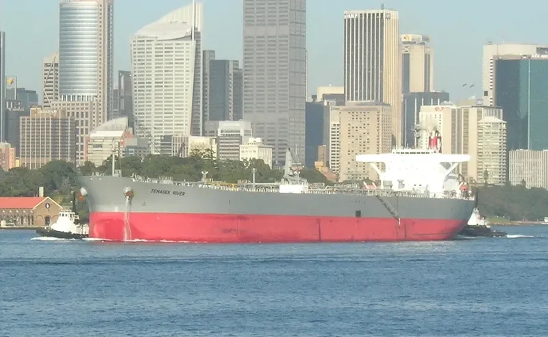 AFRAMAX RIVIERA Tanker IMO 9282912 photo 8
