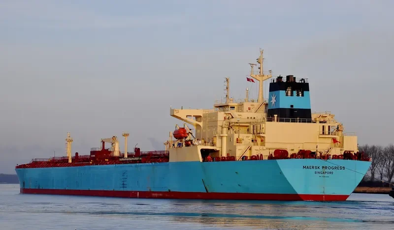 SPECTRUM Tanker IMO 9283289 photo 10