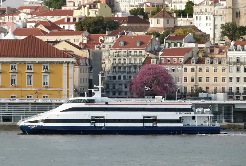 GIL VICENTE Passenger Ship IMO 9283382 photo 4