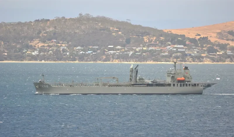 SIRIUS Tanker IMO 9283772 photo 9