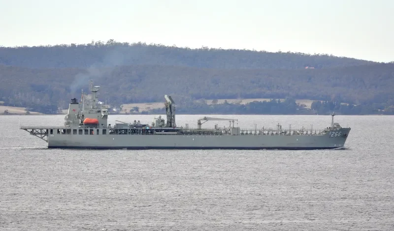 SIRIUS Tanker IMO 9283772 photo 10