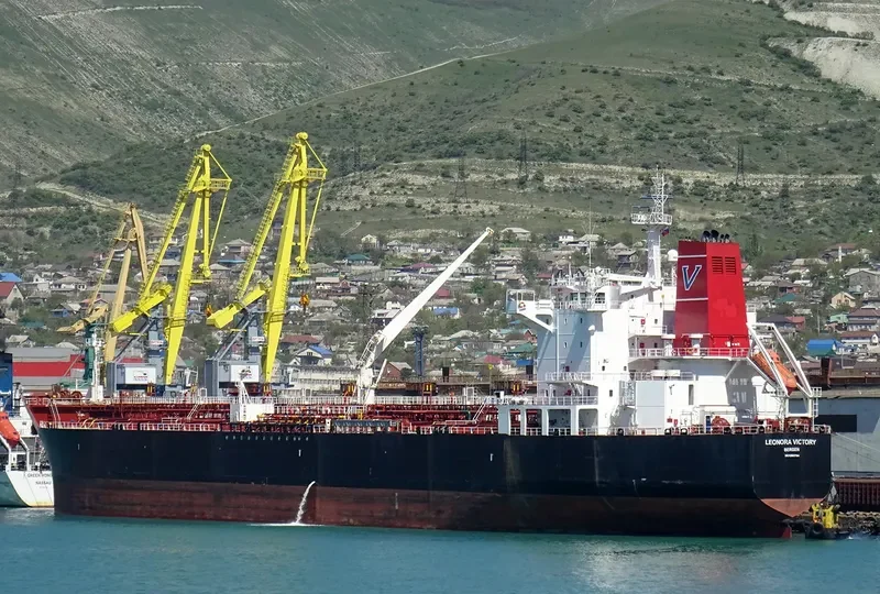 LEONORA VICTORY Tanker IMO 9283784 photo 8
