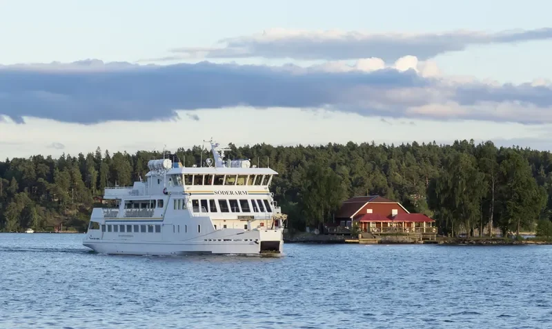 SODERARM Passenger Ship IMO 9284312 photo 3