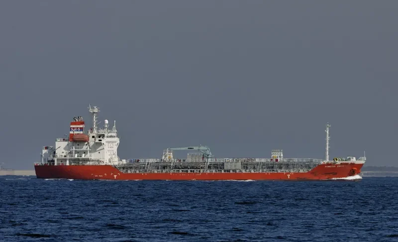 PRINCESS CRYSTAL Tanker IMO 9284829 photo 6
