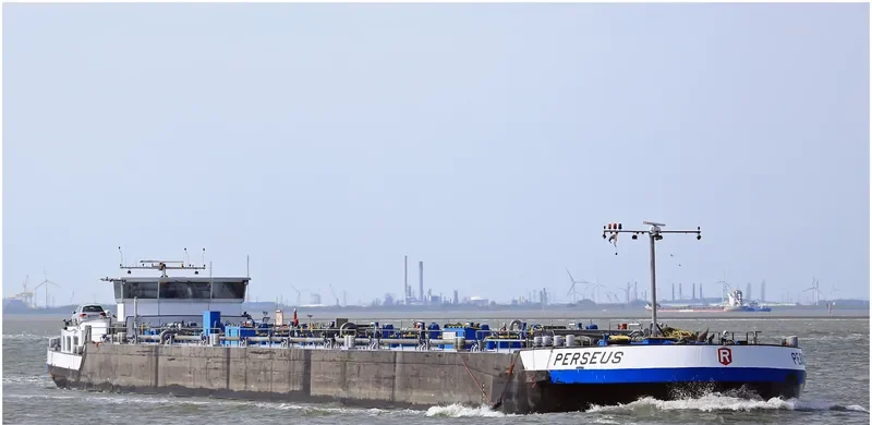 PERSEUS Tanker IMO 9286164 photo 2