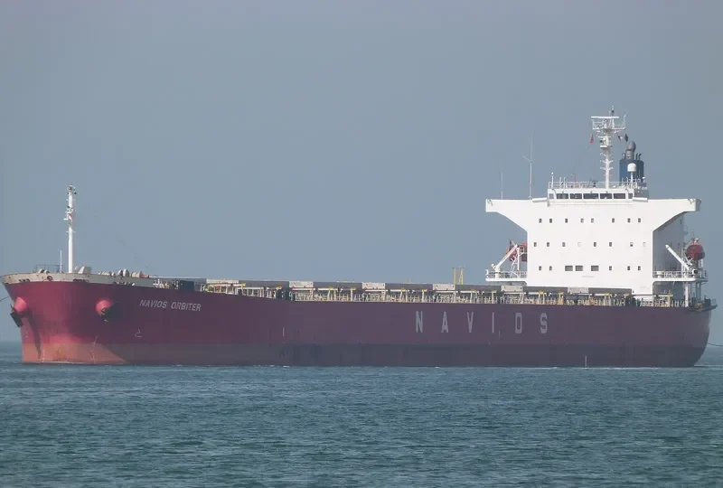 NAVIOS ORBITER Bulk Carrier IMO 9286865 photo 3