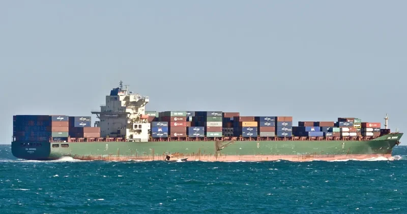 MSC VERACRUZ Container Ship IMO 9287924 photo 4