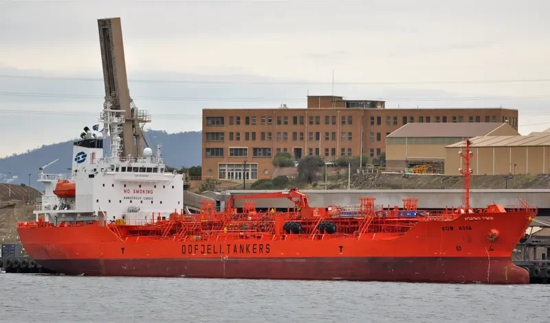 THERESA ASIA Tanker IMO 9288588 photo 7