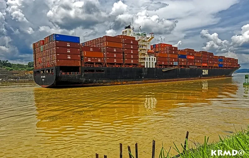 ZIM HAIFA Container Ship IMO 9288904 photo 3