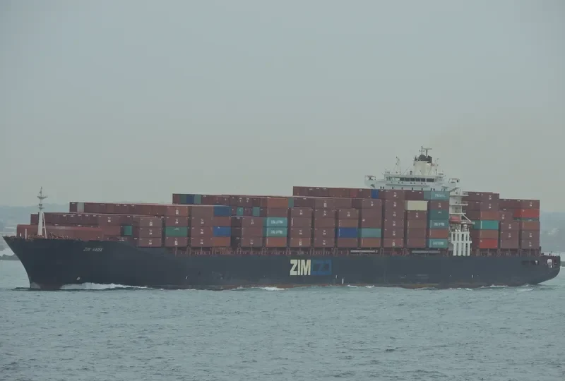 ZIM HAIFA Container Ship IMO 9288904 photo 8