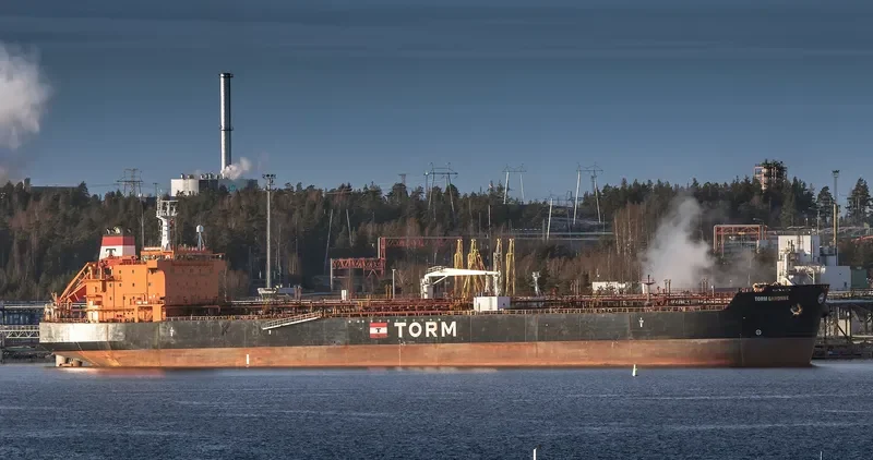 TORM GARONNE Tanker IMO 9288930 photo 4