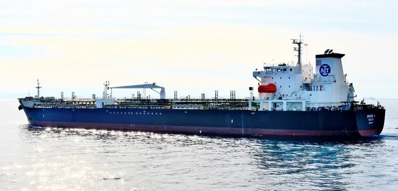MARINER A Tanker IMO 9288954 photo 5