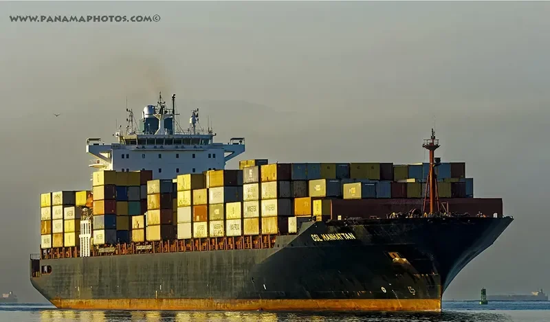 CSL MANHATTAN Container Ship IMO 9289556 photo 2