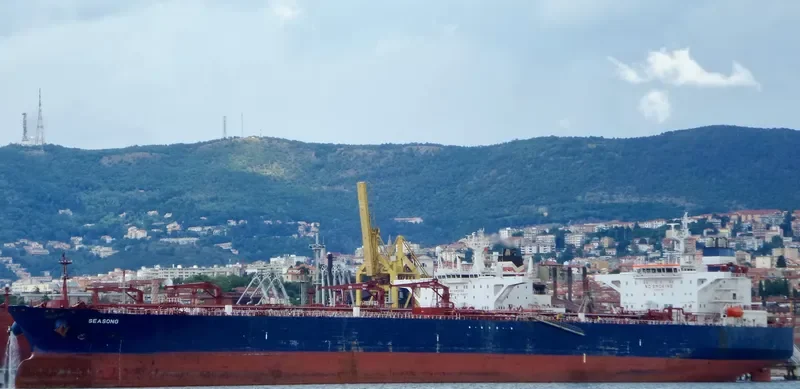 SEASONG Tanker IMO 9290438 photo 4