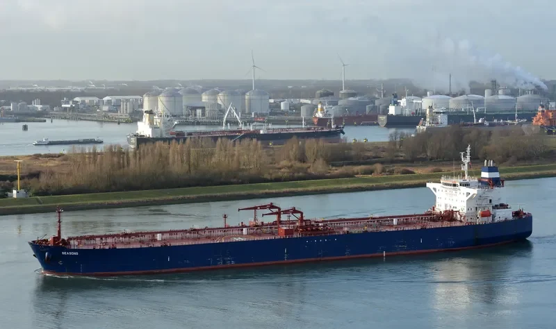 SEASONG Tanker IMO 9290438 photo 10
