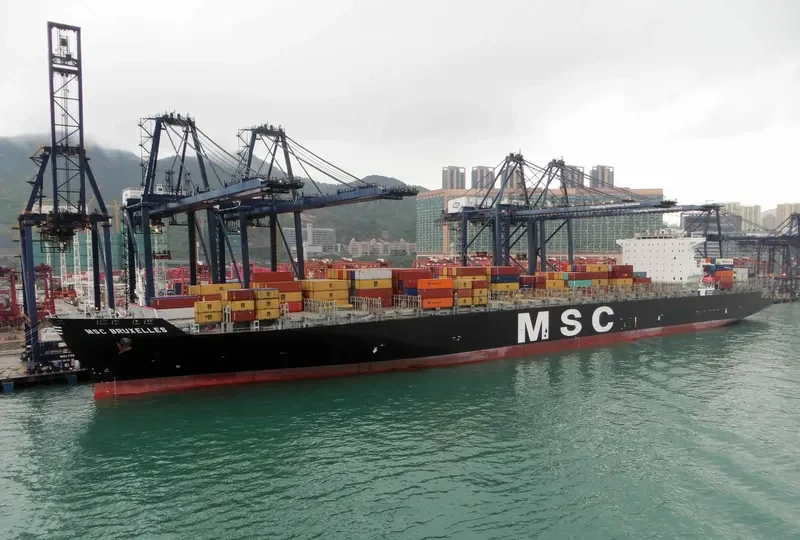 ZIM HONG KONG Container Ship IMO 9290567 photo 10