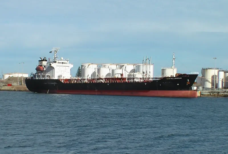 HARAPAN BARU Tanker IMO 9291171 photo 7