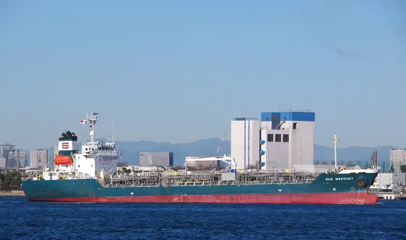 LIVATYA Tanker IMO 9291444 photo 4