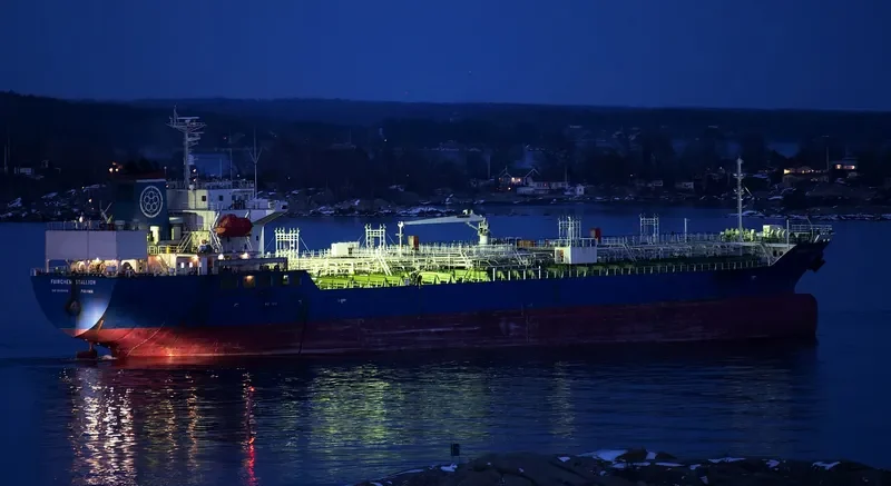 MTM ANTWERP Tanker IMO 9291456 photo 9