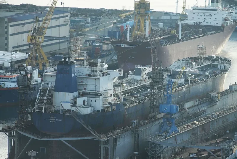 TAVRICHESKY BRIDGE Tanker IMO 9292060 photo 3