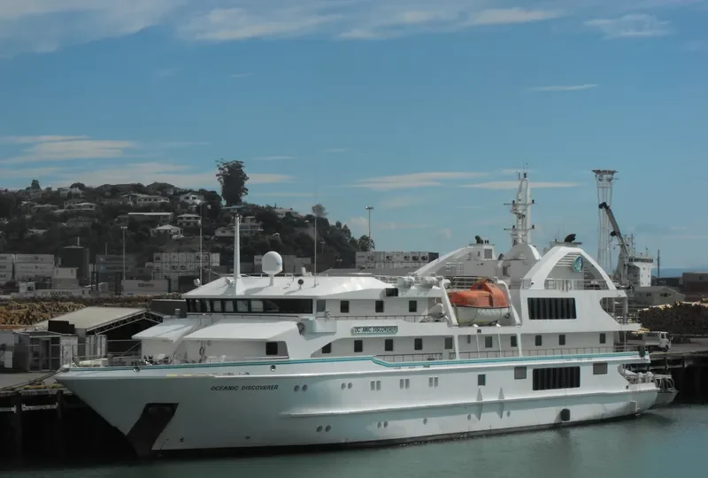 CORAL DISCOVERER Passenger Ship IMO 9292747 photo 9