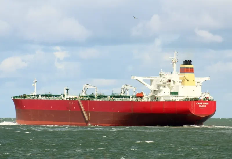CAPE BARI Tanker IMO 9293117 photo 7