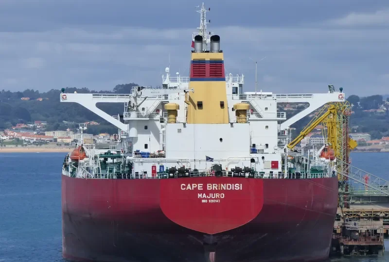 CLASSIC Tanker IMO 9293143 photo 2