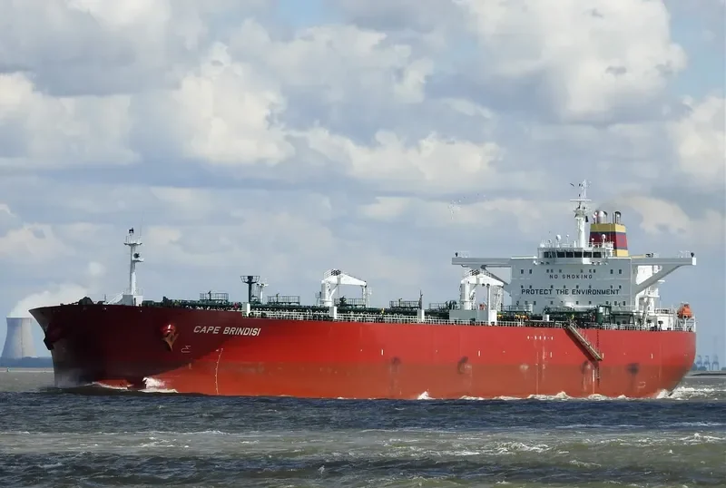 CLASSIC Tanker IMO 9293143 photo 4
