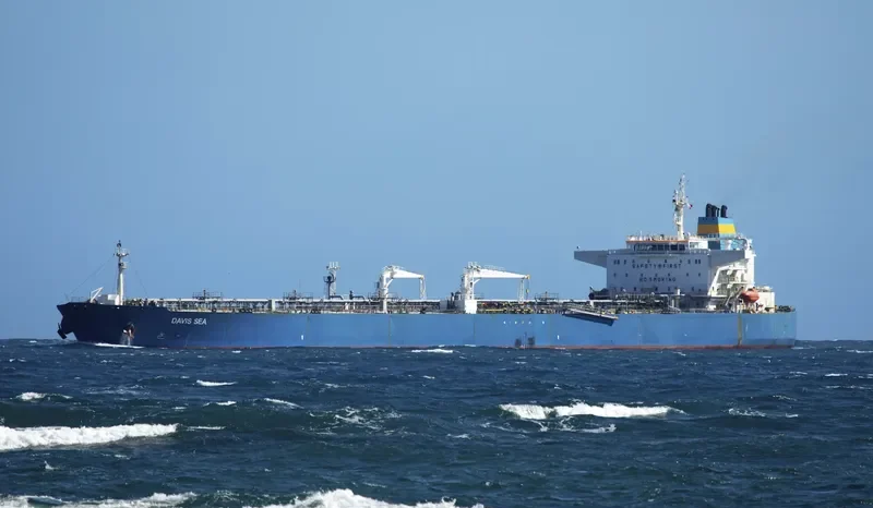 DAVIS SEA Tanker IMO 9293155 photo 3