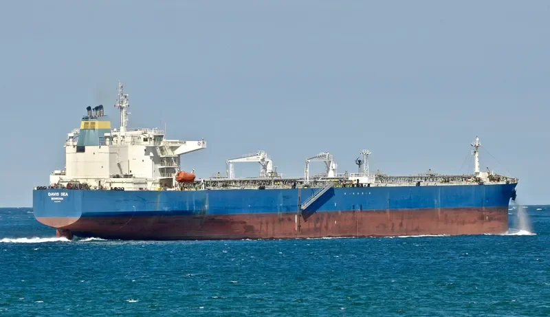 DAVIS SEA Tanker IMO 9293155 photo 4
